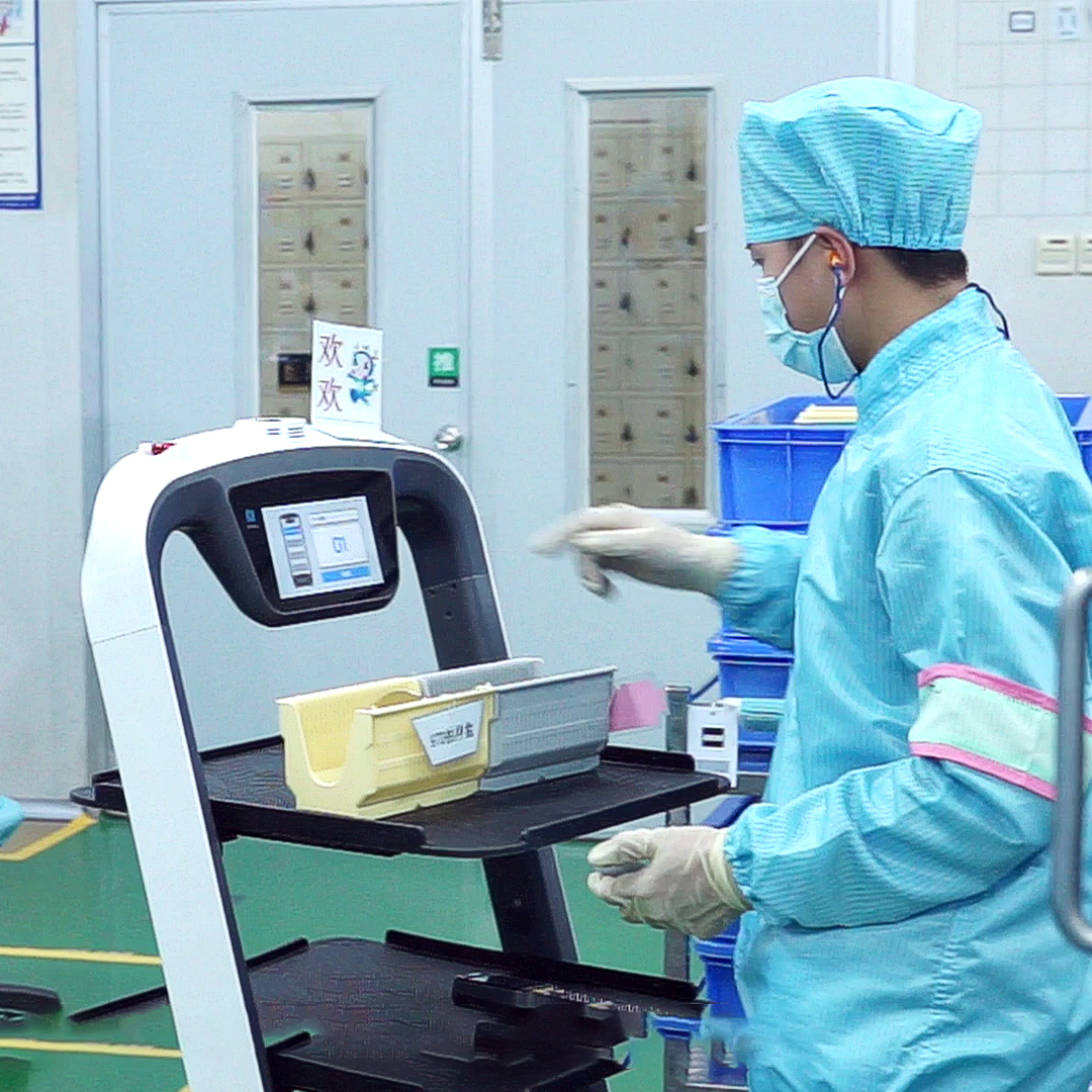 Robot ứng dụng trong sản xuất thông minh