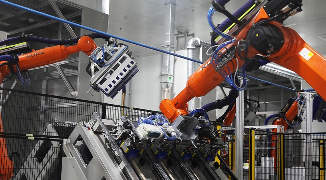 Robot phân loại hàng hóa